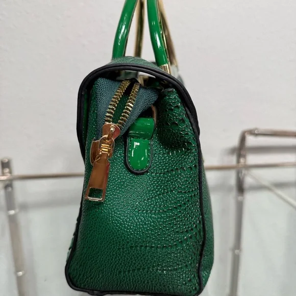 Elegant Green Handbag NWOT - Picture 5 of 8